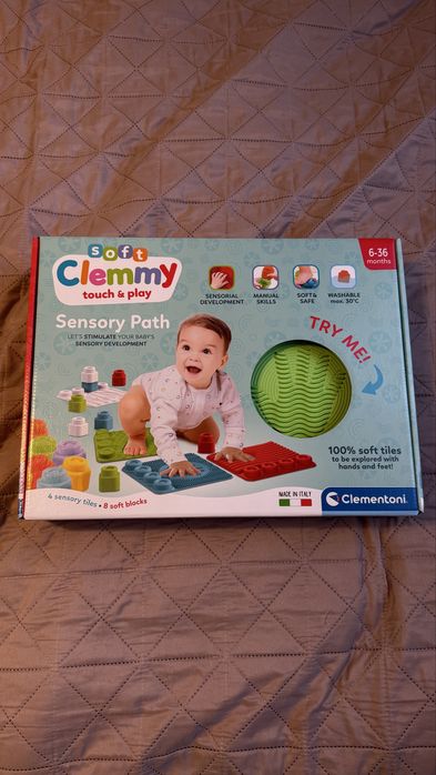 Mata sensoryczna i klocki soft Clemmy nowe