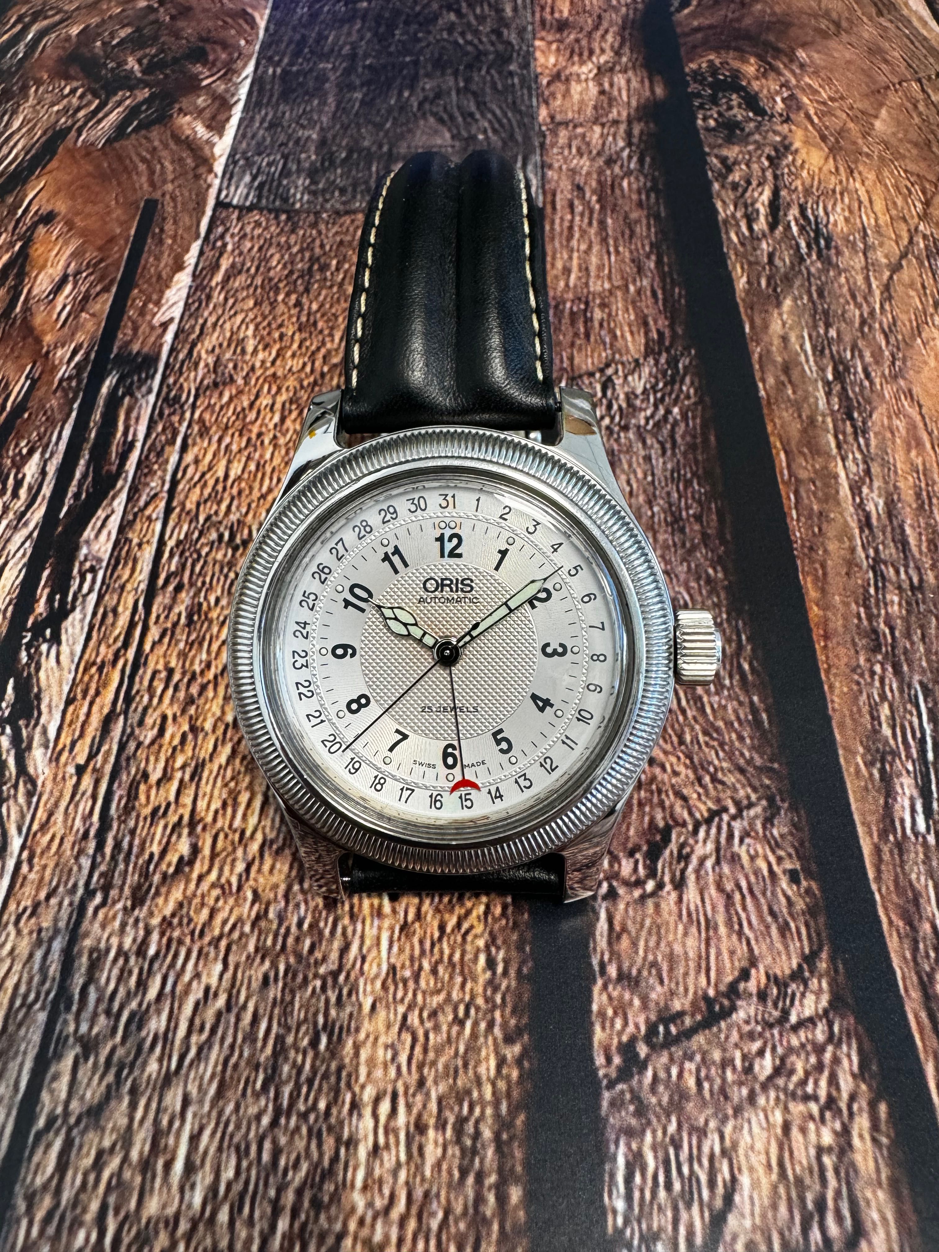 Oris  Big Crown Pointer date 654
