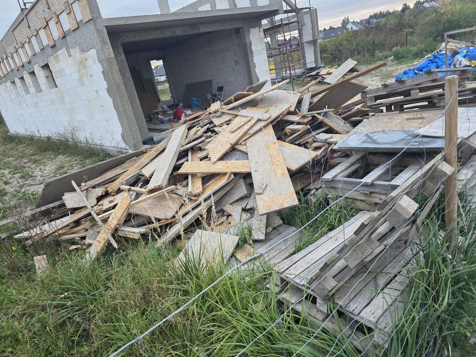 Oddam drewno z budowy za darmo
