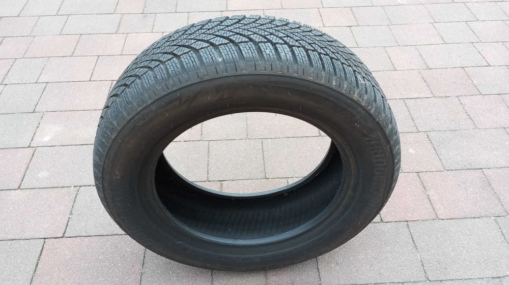 opona zimowa BRIDGESTONE Blizzak LM005 205/60R16 96H