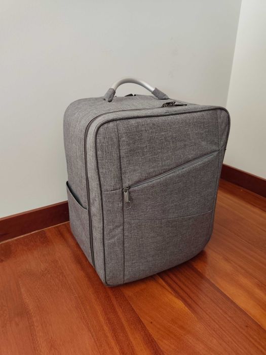 Mochila e caixa para drone DJI Phantom 4