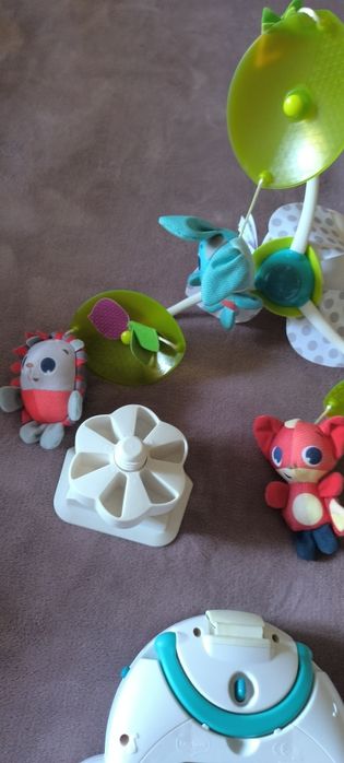 Мобіль на ліжечко Tiny Love Весела галявина