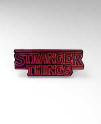 Pin pins przypinka wpinka broszka Stranger Things serial Netflix