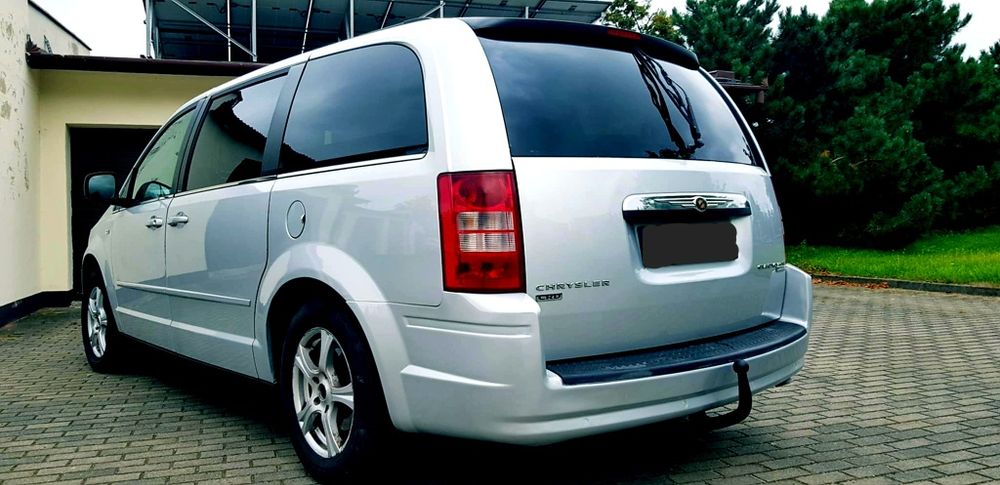 Chrysler Grand Voyager 2.8 litra diesel Automat 7 osób SALON POLSKA!