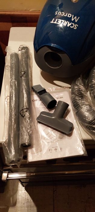 Пилосос хороший як новий потужний