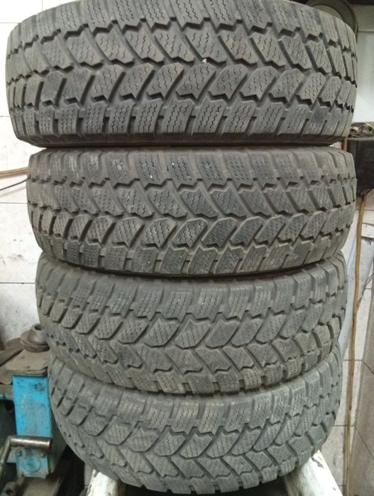 215/65 16c starmax состояние отличное