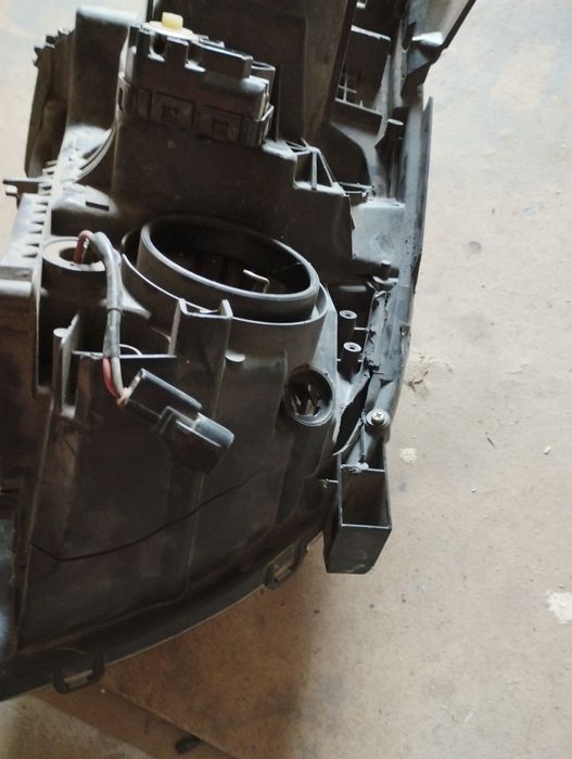 Фара Тойота Авенсис Т25 , левая