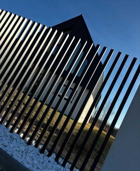 Ogrodzenie grzebieniowe płot nowoczesne ogrodzenie palisada pionowa