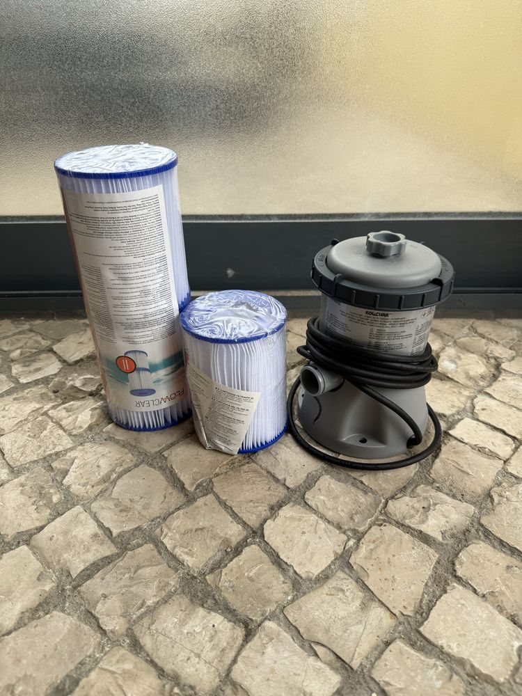 Piscina Bestway 3,05x2,00x0,84m + Bomba e Cobertura (PVP: 375€)