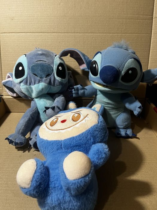 Стіч та Лабубу