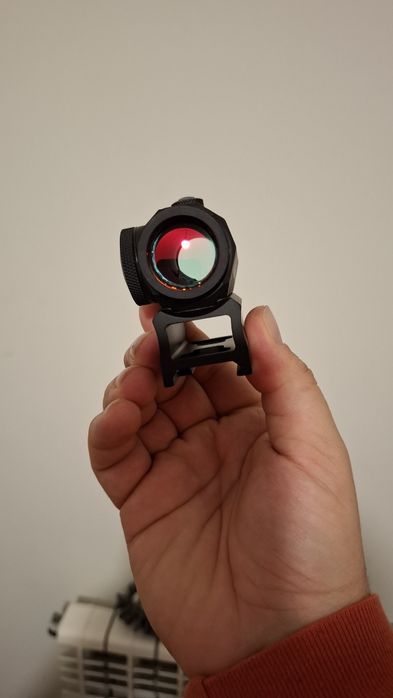 Airsoft Red dot T1.
