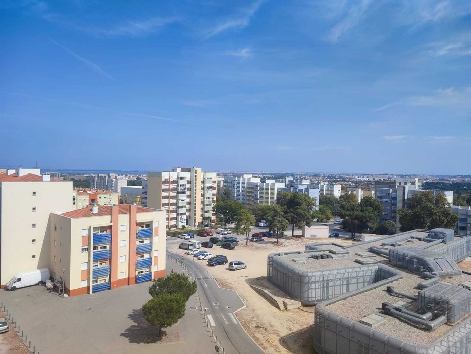 Alugo Quarto - Barreiro