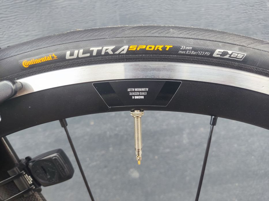 Rower szosowy rozm. 61 XL karbon Ultegra