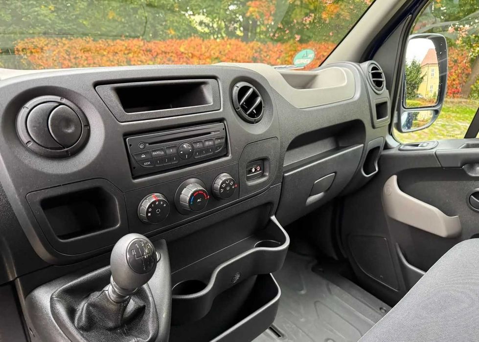 На продаж Renault Master