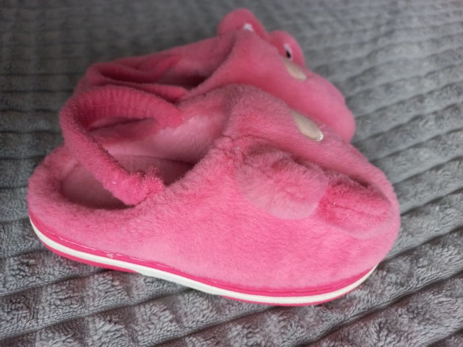 Капці для дому для дівчинки