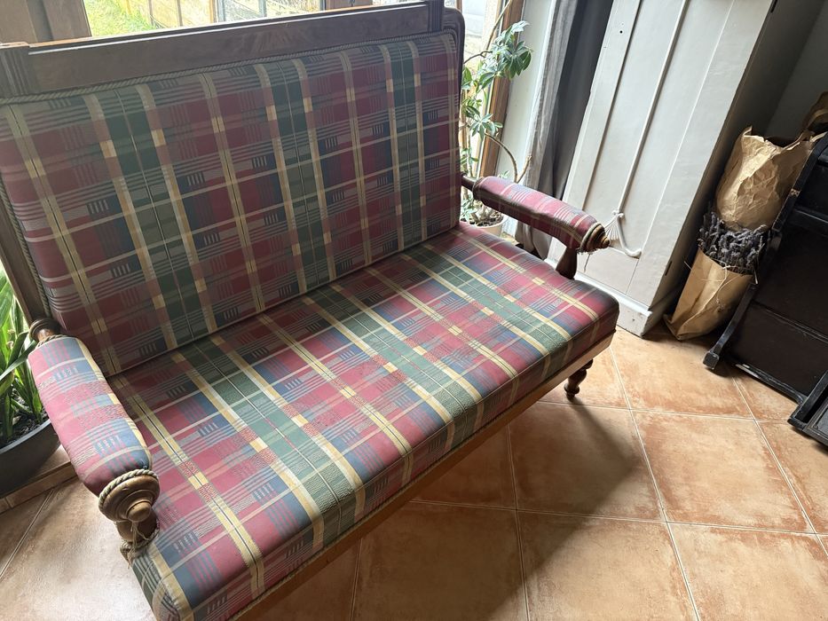 Sofa Antyk Zadbana Wygodna.