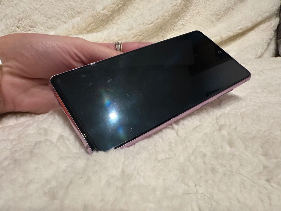 Samsung Galaxy S20 FE 5g/ 128 GB Różowy, stan idealny