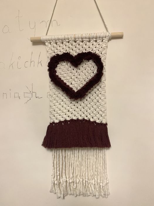 Makrama na ścianę serduszko handmade