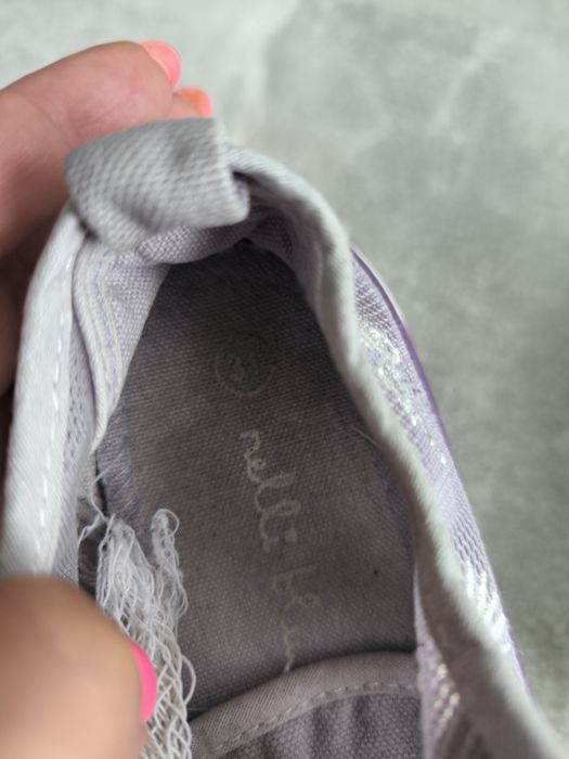 Ażurowe trampki Nelli Blu