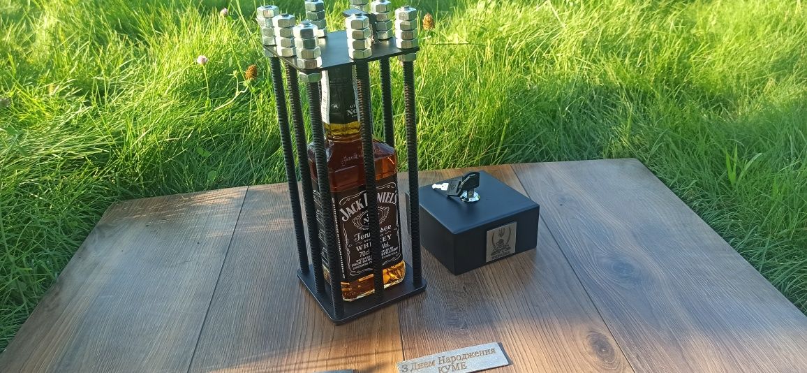Клітка сейф для пляшки