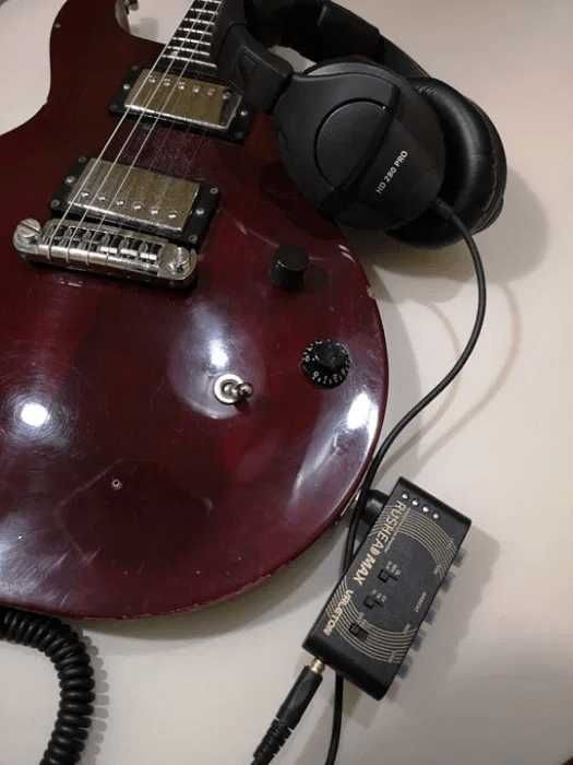 Valeton Rushead Max - міні кишеньковий гітарний підсилювач