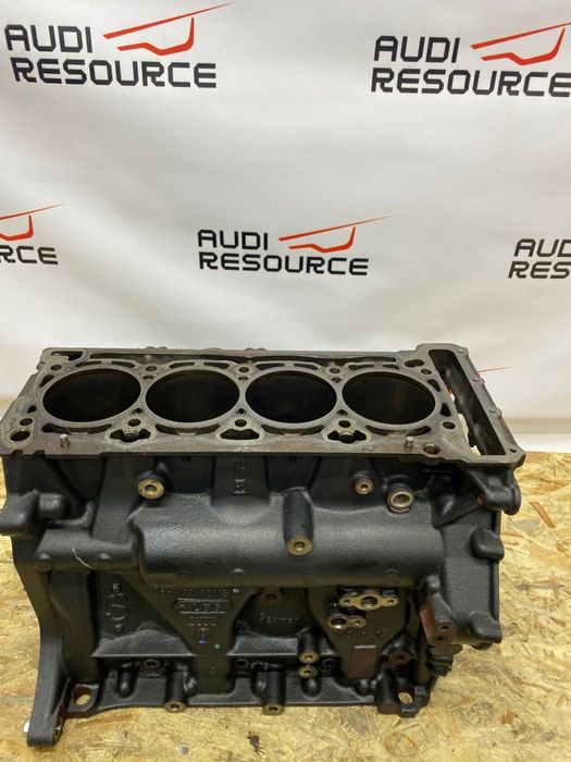 Блок циліндрів двигуна Audi A4 A5 Q5 A6 CAE CPM CPMA CPMB 1.8 2.0 tfsi