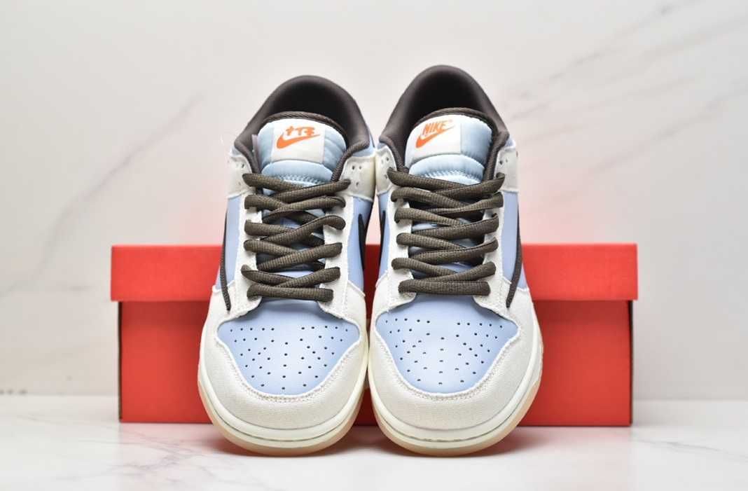 Travis Scott x Playstation x Nike SB Dunk Low DA1638-