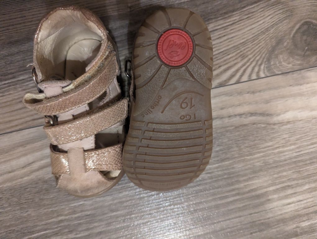 Buty dziecięce 19-22