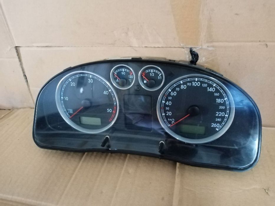 Licznik zegary oryginał VW Passat B5 FL 1.9 TDI 110080198