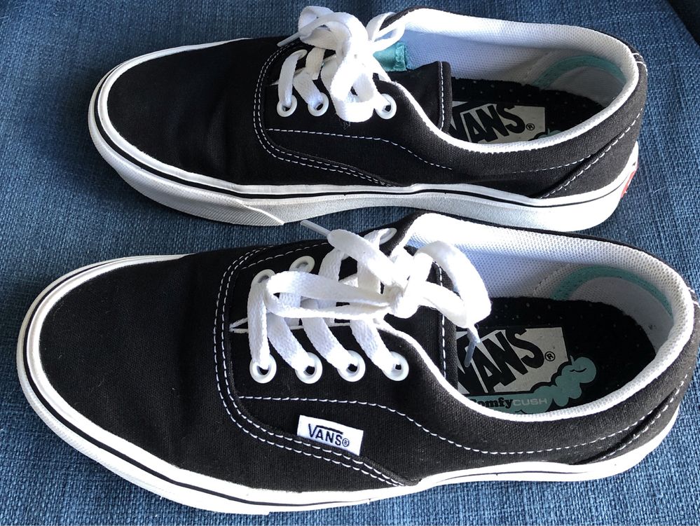 Vans Comfycush Authentic 35