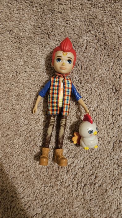 Lalka enchantimals kogut