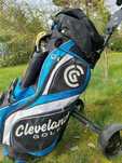 Golf kije torby wózek piłki
