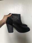 Buty botki na obcasie