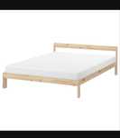 Cama de casal com estrado