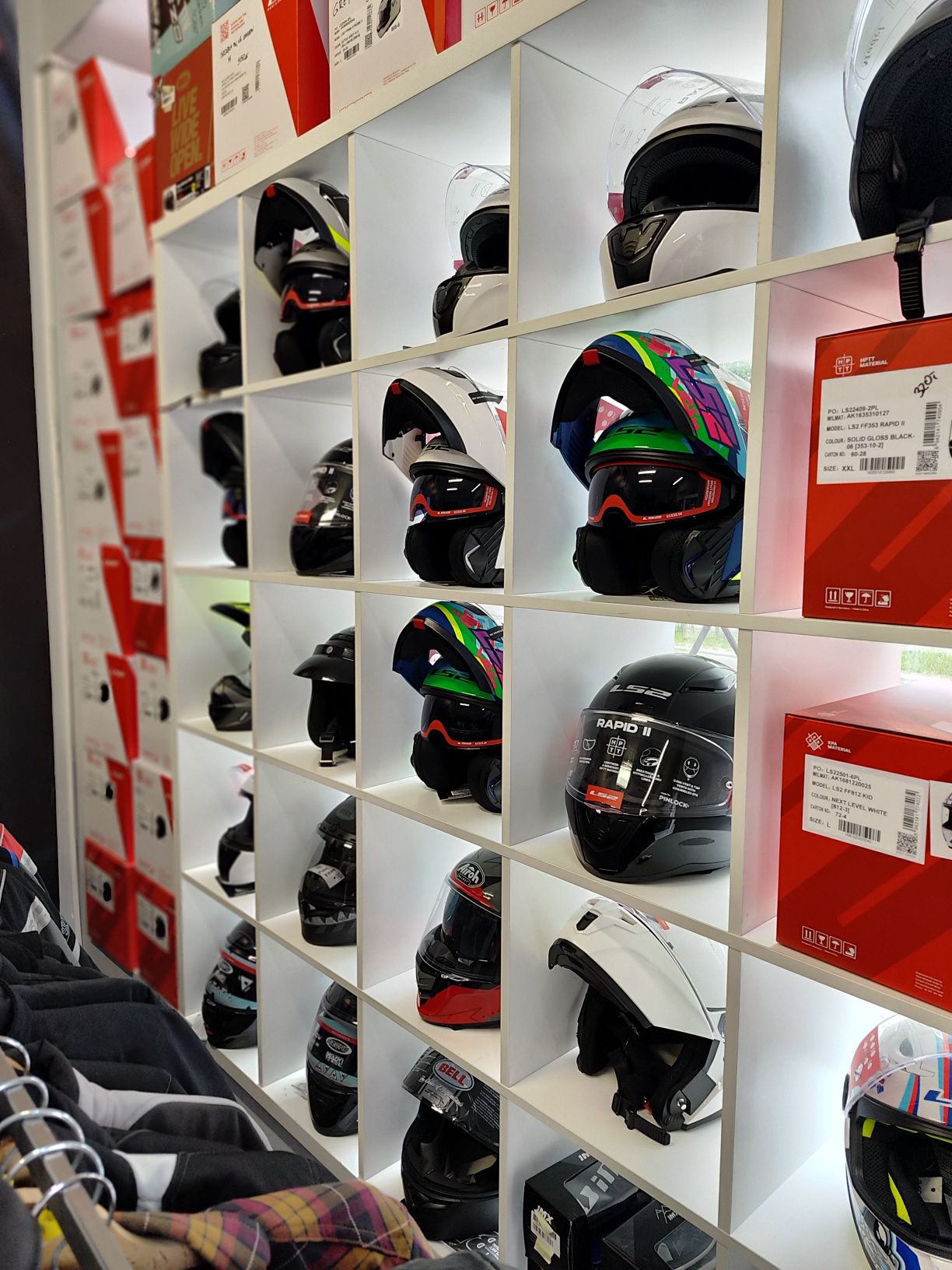 Kask motocyklowy używany nowy outlet LS2 BELL HJC Airoh FOX