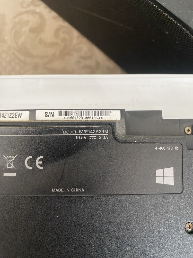 Sony vaio  SVF142A29M