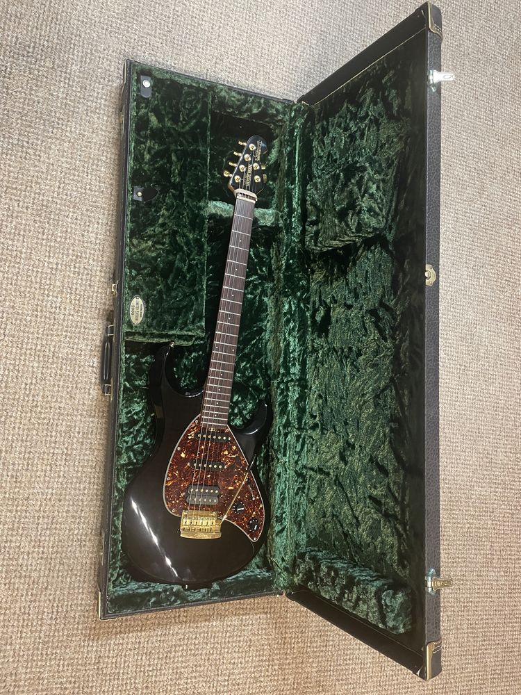 Music Man - cases Limited Edition 2006