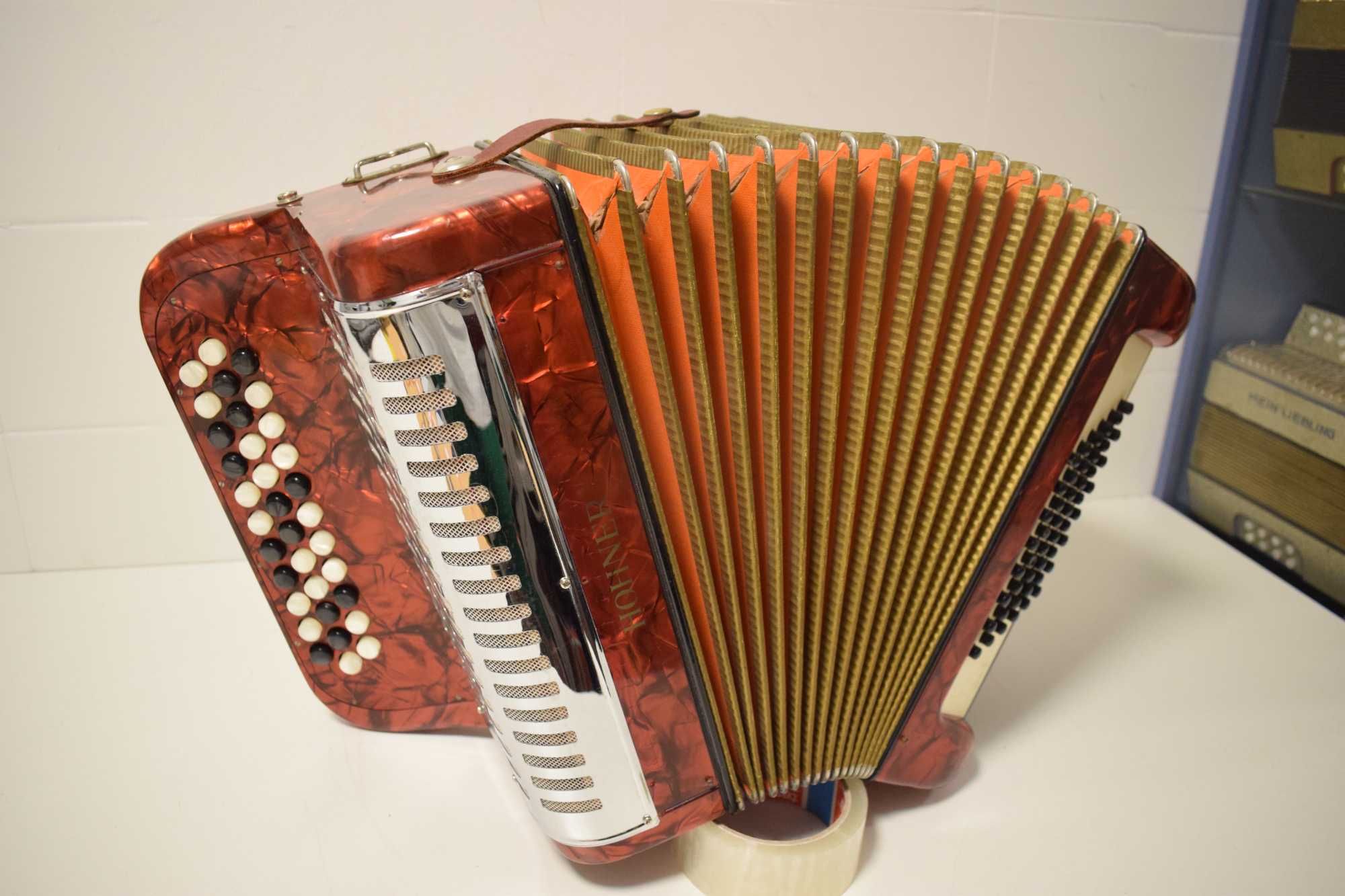 Acordeao Hohner Amati 2 Voz 48 Baixos, N 04