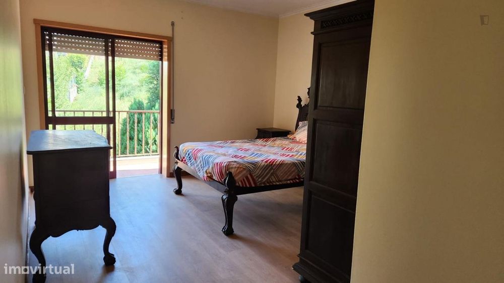 748090 - Quarto espaçoso e acolhedor no...