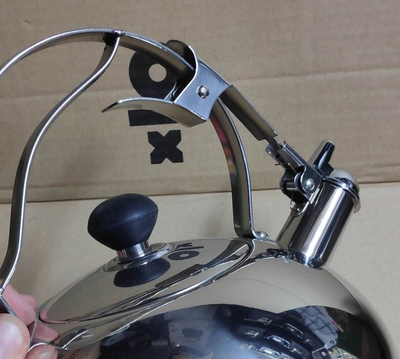 Czajnik metalowy 2,5L połysk