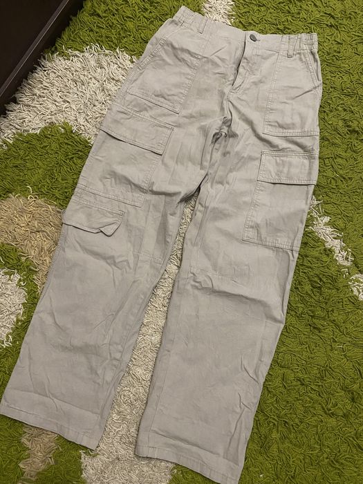 Карго штани pull bear