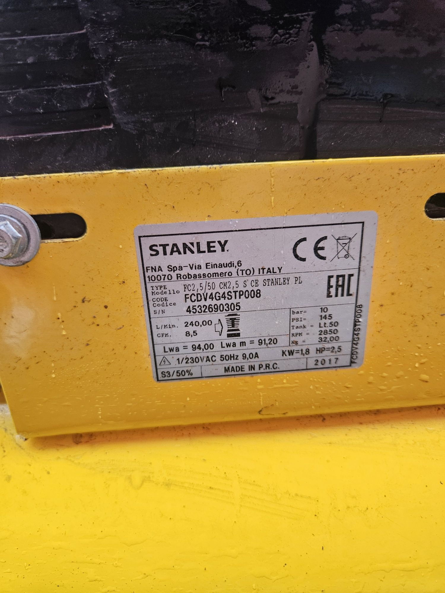 Kompresor olejowy  Stanley 50l, 10bar