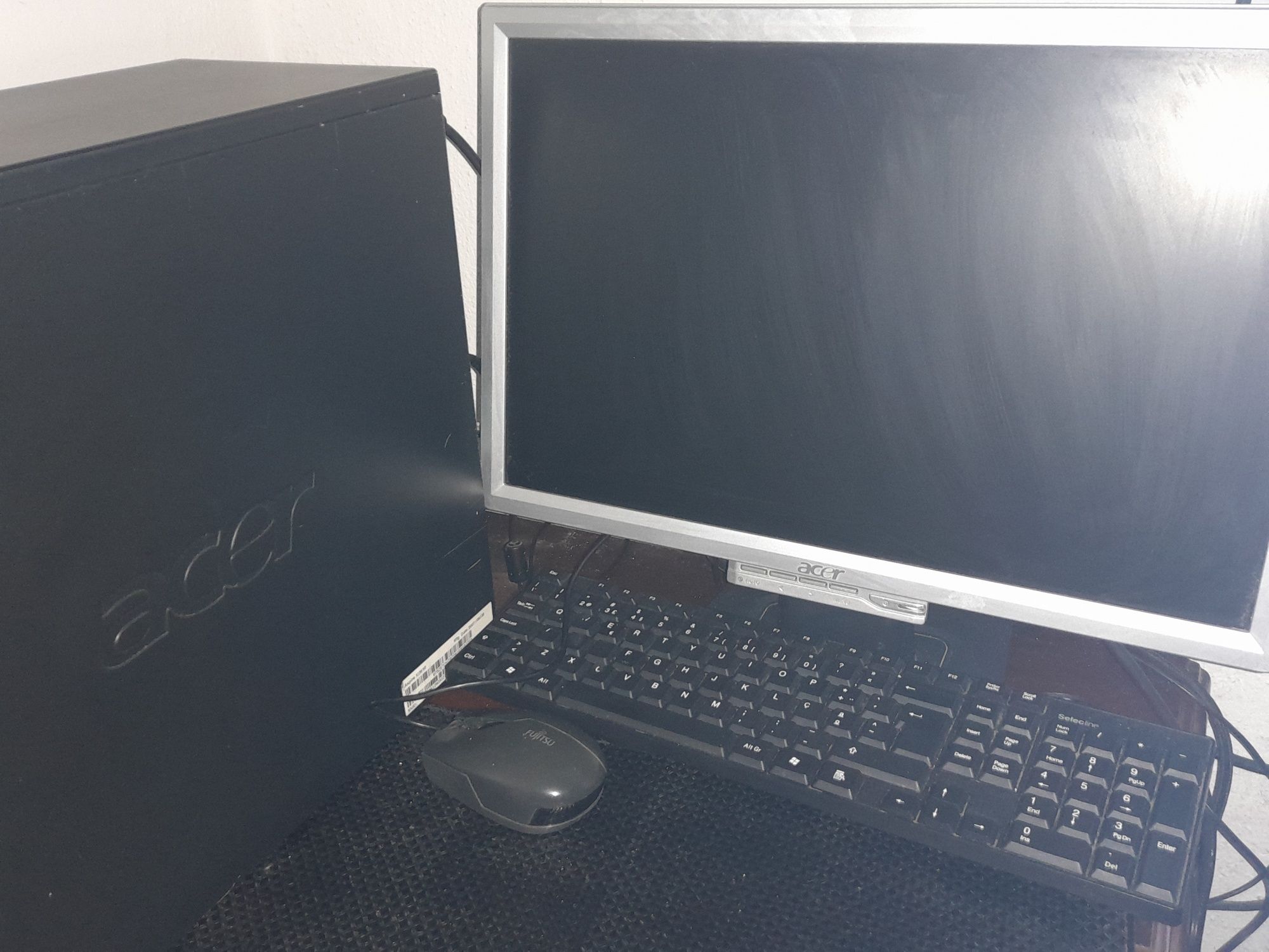 Computador Acer Aspire M3610 ZE72