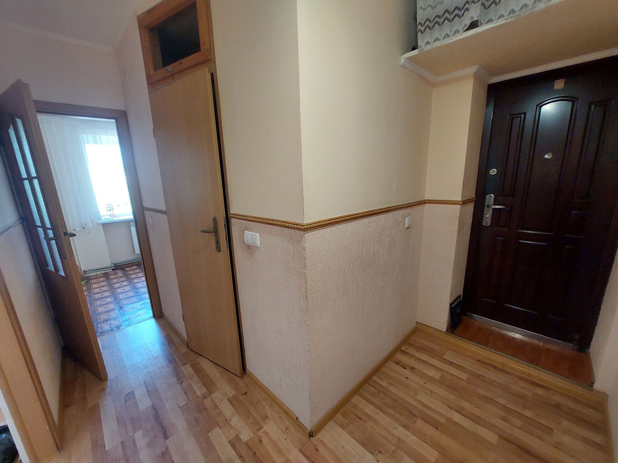 Продаж 2 кімн квартири 43,7м2 пл. Франка м. Борислав