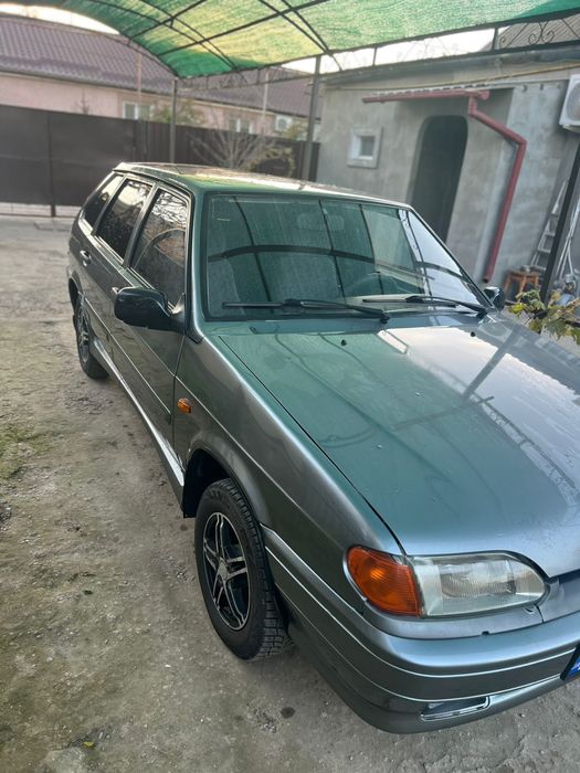 Ваз-2114 в очень хорошем состоянии.