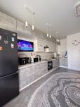 Продаж двокімнатної квартири з гардеробною 77м2 | вул. 8 Березня