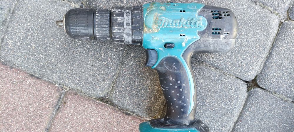 Wiertarko wkrętarka akumulatorowa Makita 18V