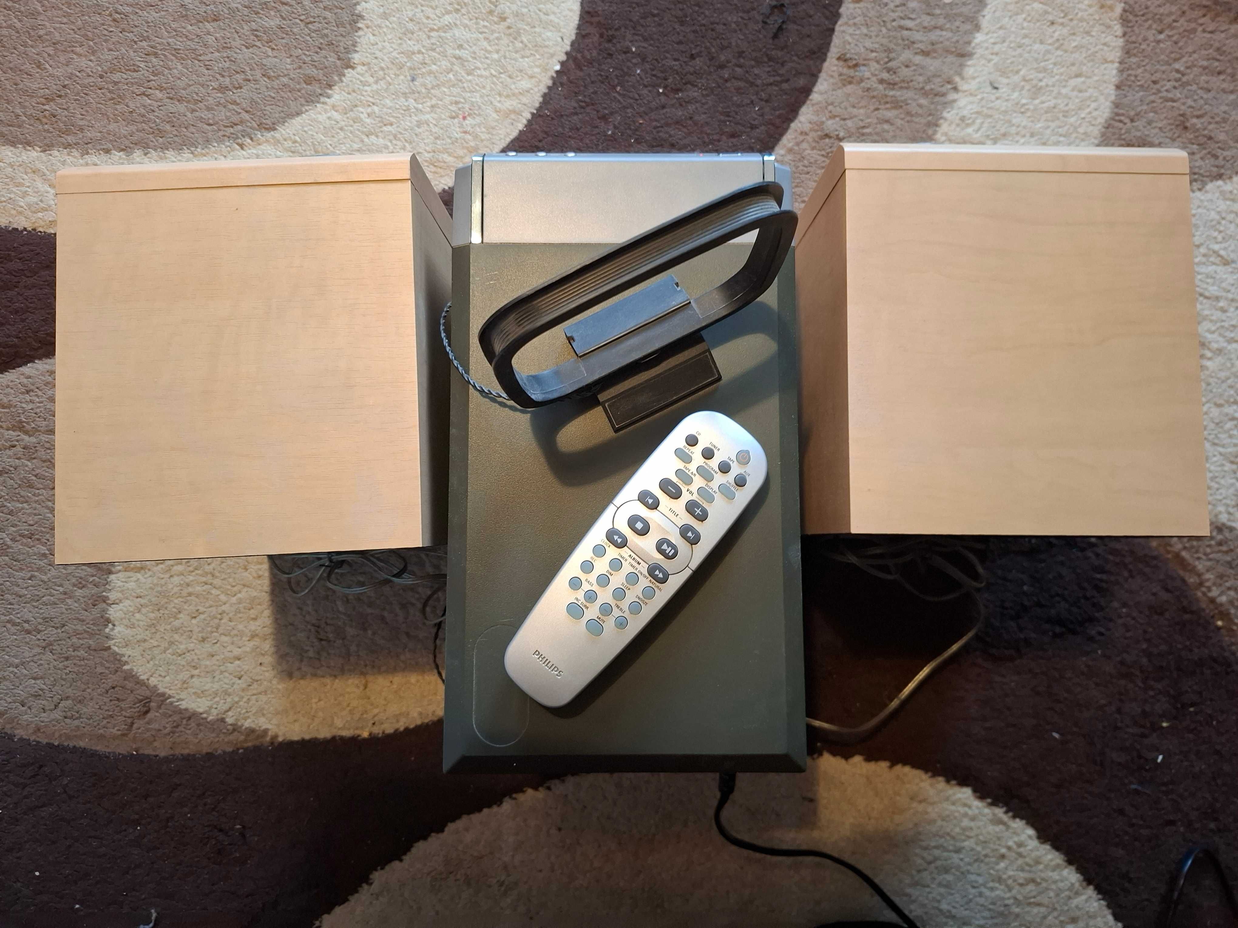 Mikro wieża Philips MCM9 + antena + 2 kolumny