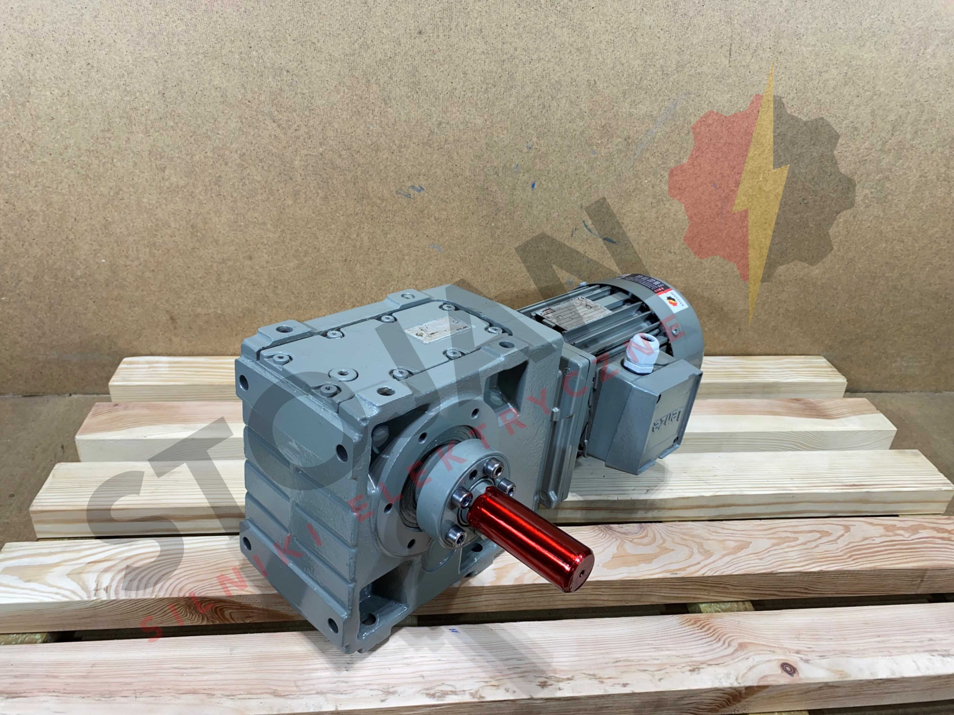 motoreduktor / przekładnia 0,55kW 68obr. 3fazowy Lenze