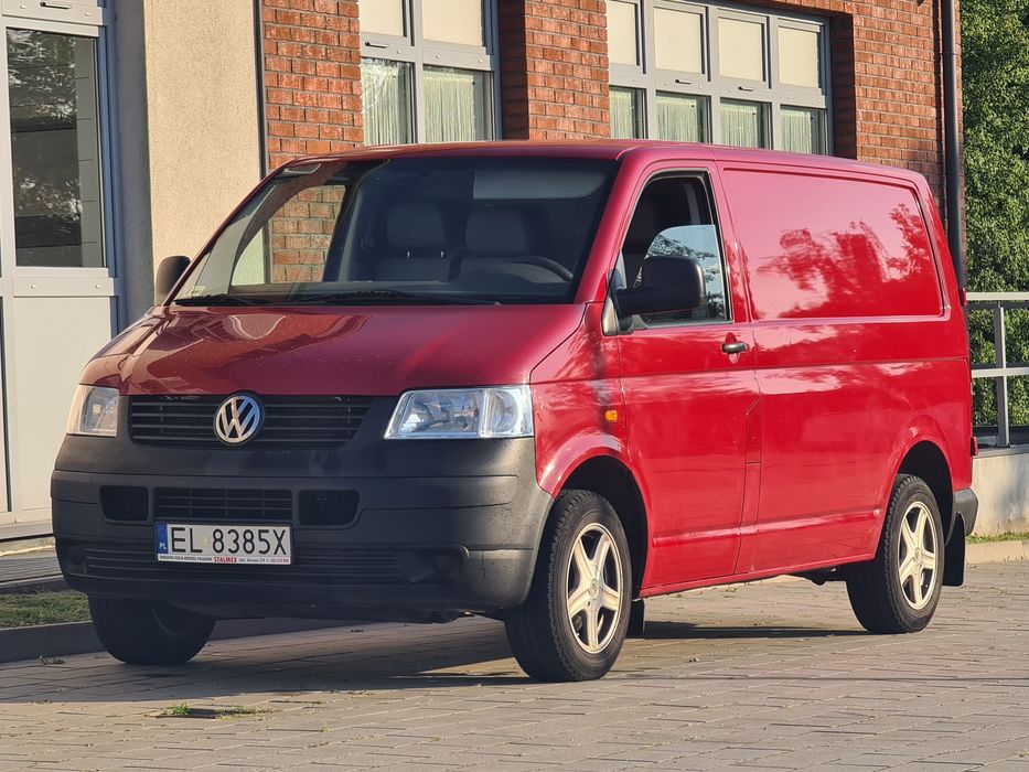 Wynajem wypożyczalnia samochodów osobowych dostawczych bus 9 osobowy